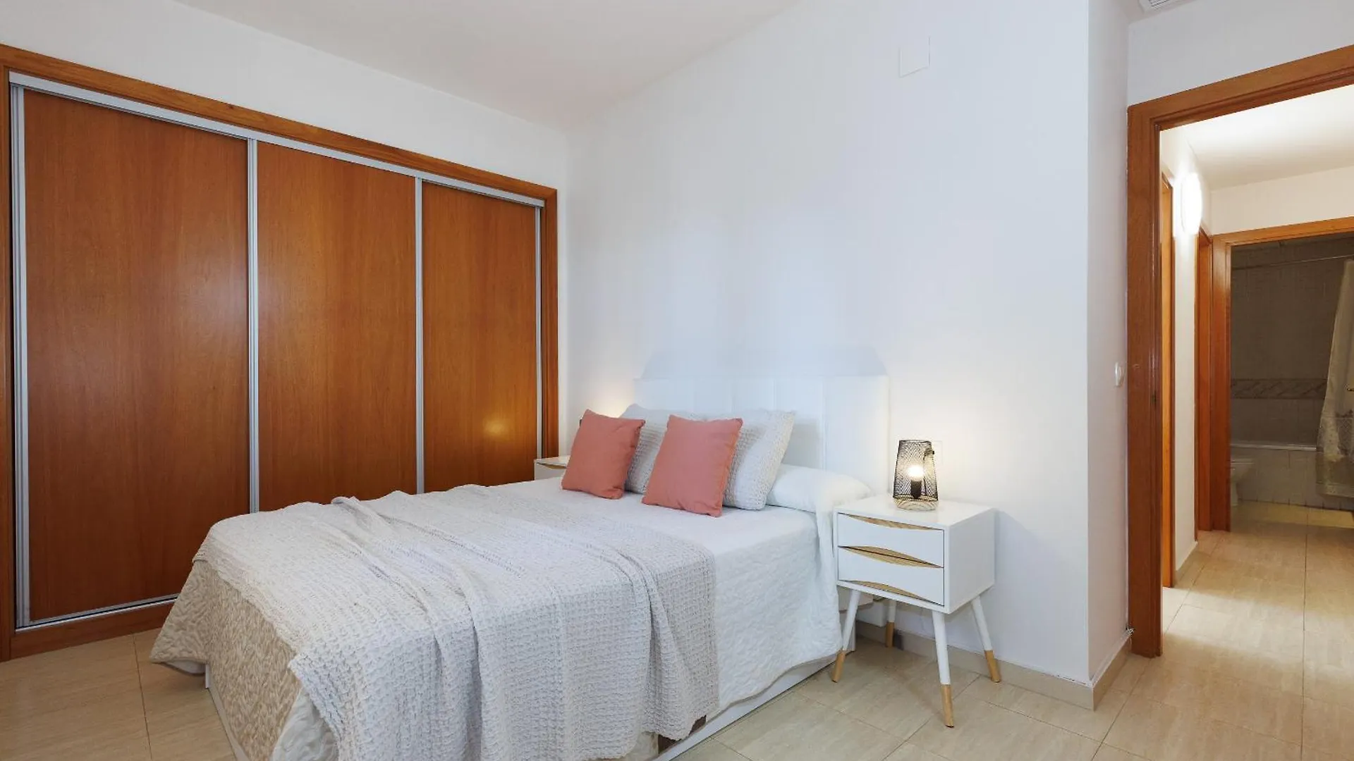 Uhc Tramuntana Family Complex Apartamento Salou Espanha