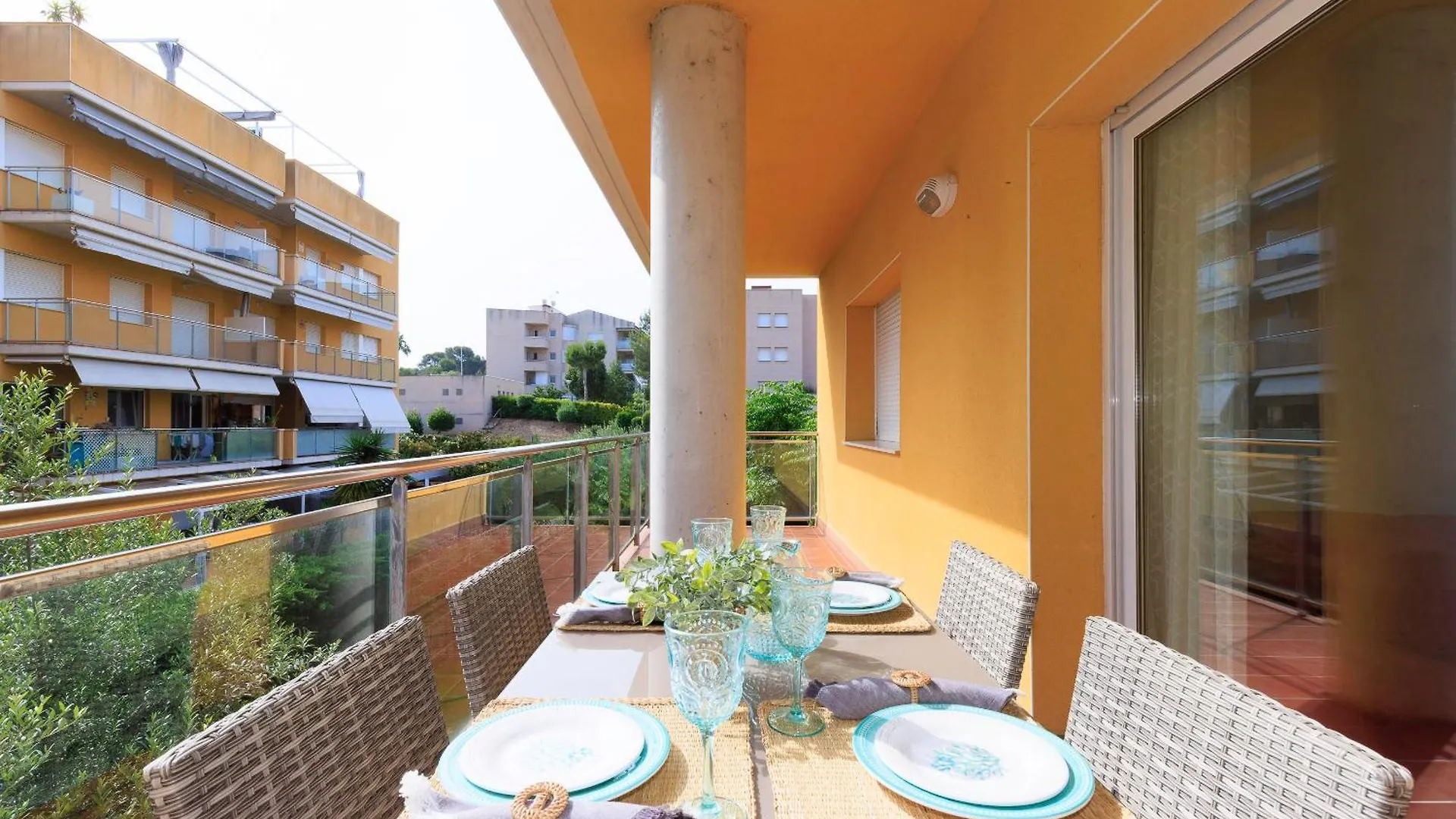 Uhc Tramuntana Family Complex Apartamento Salou Espanha